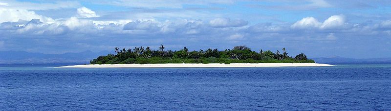 800px-Island_near_Fiji