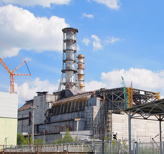 638px-Chernobyl_nuclear_plant2