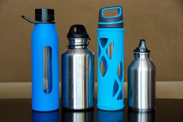 Inizia dalle piccole cose quotidiane: quante bottiglie di plastica getti via ogni giorno? Scegline una riutilizzabile e riempila più volte