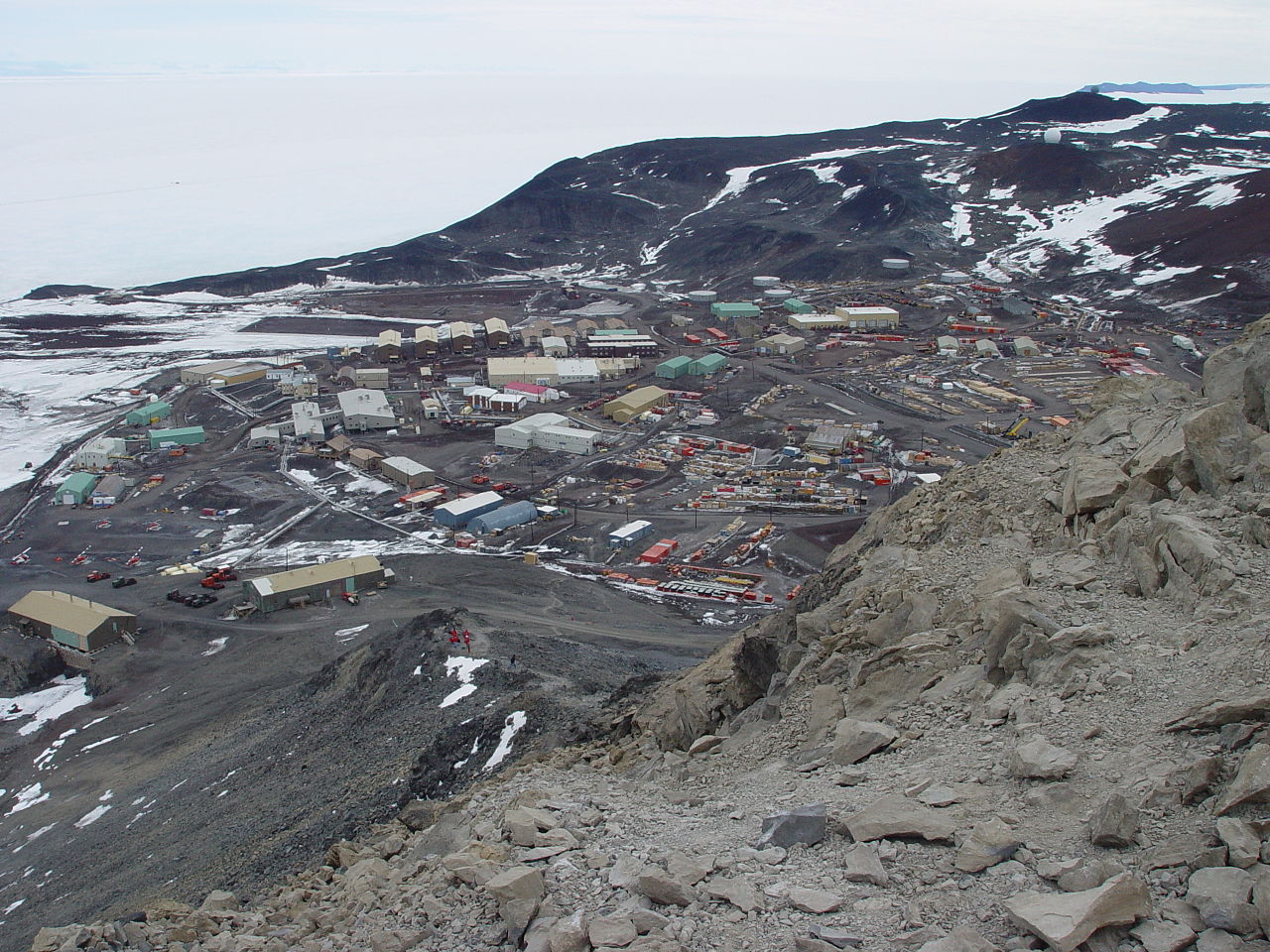 Stazione McMurdo, la più grande delle basi scientifiche dell'Antartide